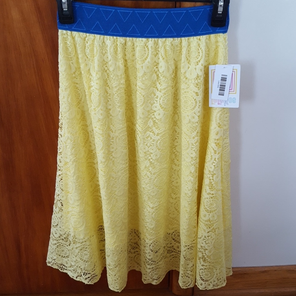 Lularoe Lucy lacy skirt